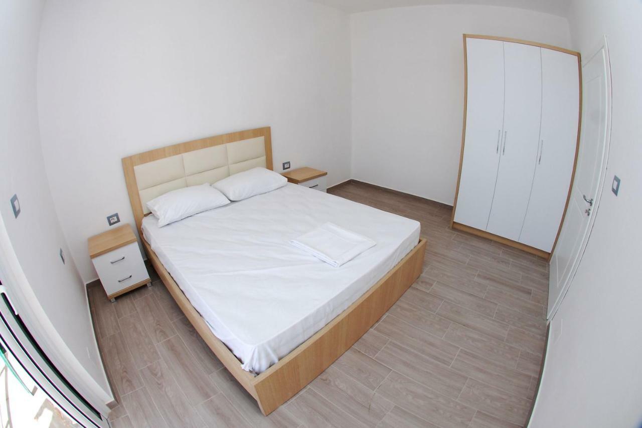 Rafail'S Apartment Sarandë Eksteriør bilde